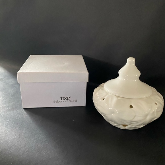 Debora Carlucci Porcelain Covered Candy Dish - Picture 1 of 3